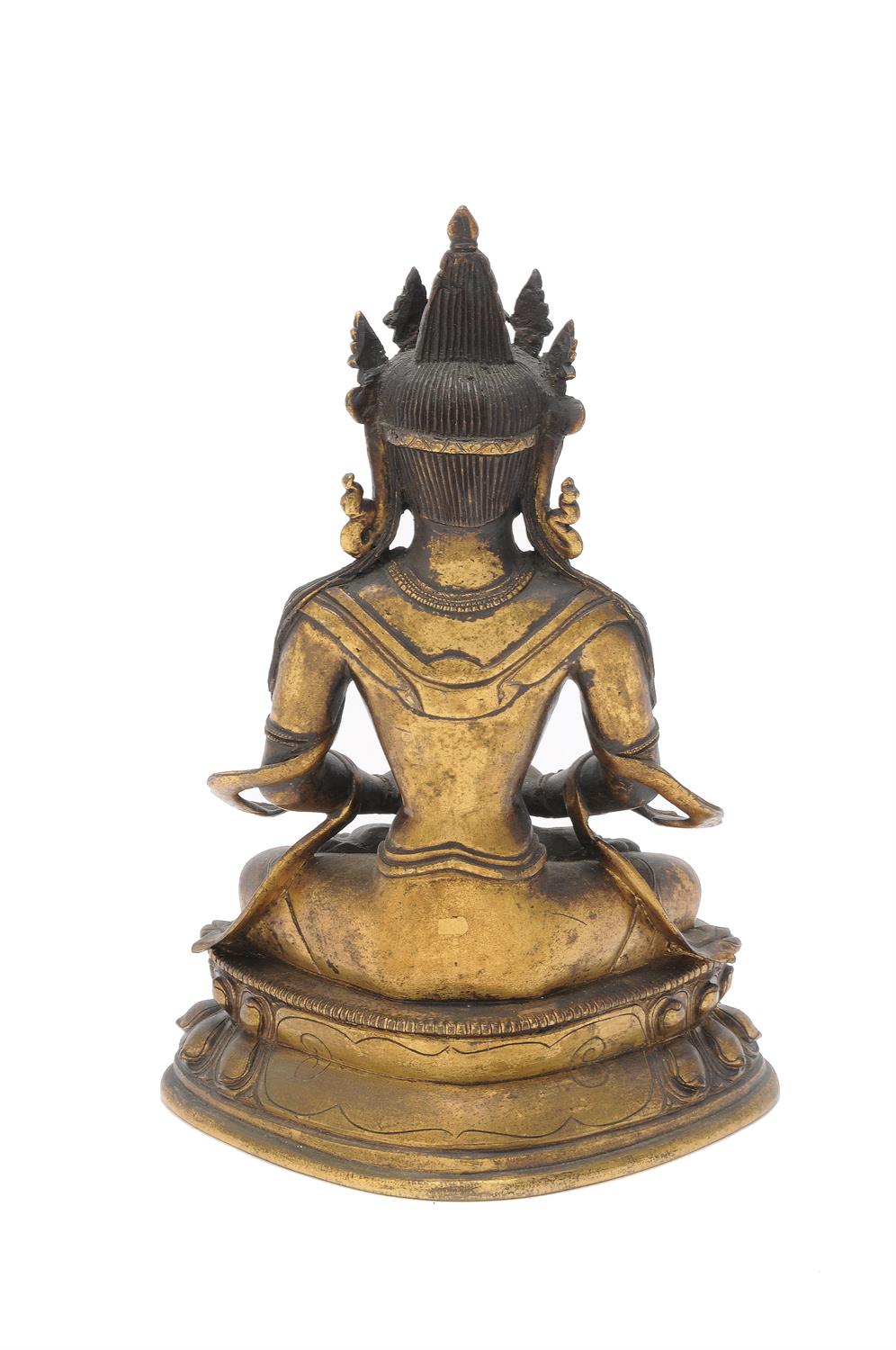 A Sino-Tibetan gilt-bronze figure of Buddha Amitayus - Image 3 of 5