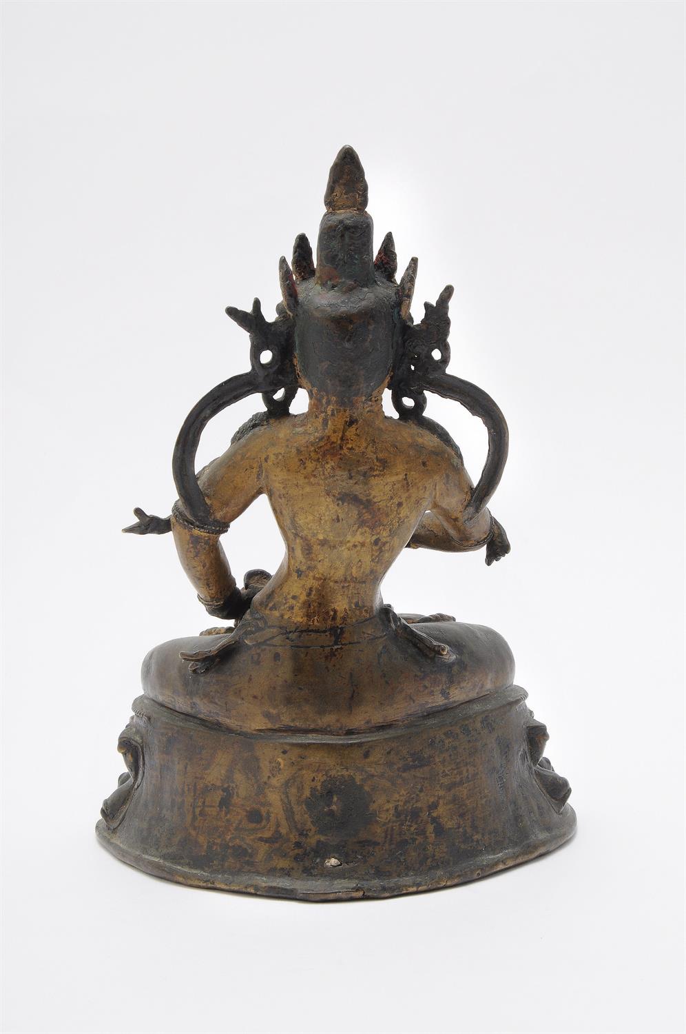 A gilt copper alloy or bronze figure of Vajrasattva - Image 3 of 5