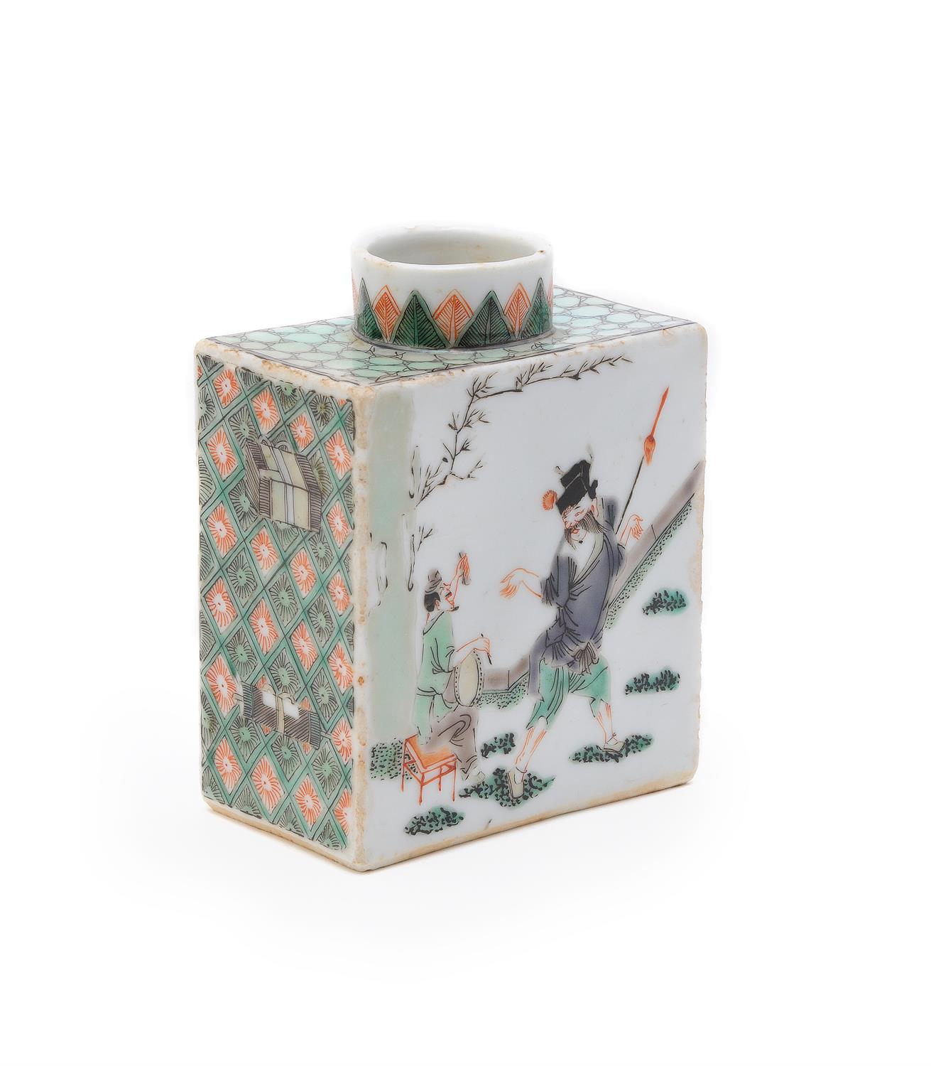 A Chinese famille verte tea caddy - Image 2 of 4