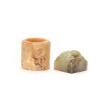 Y An unusual Chinese walrus ivory archer's ring