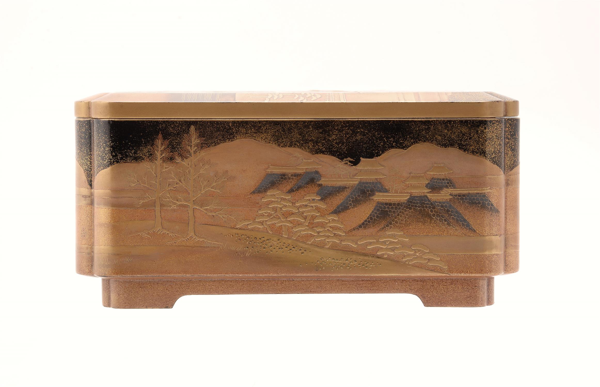 Three Japanese Lacquer Boxes and Covers - Image 4 of 9