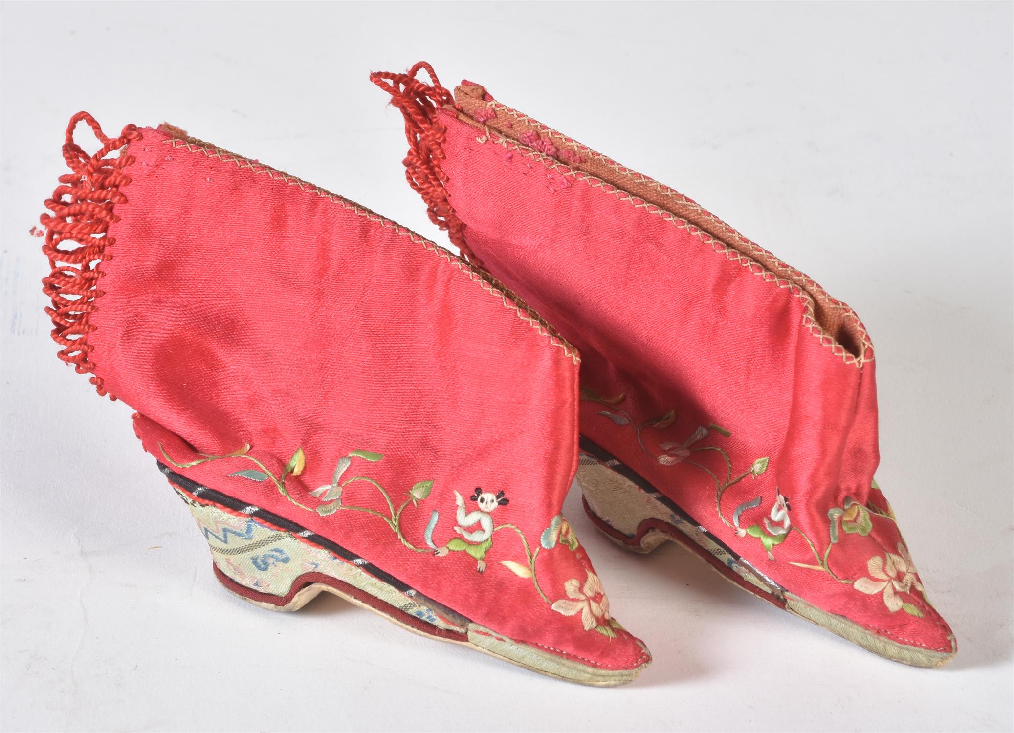 A group of Chinese child's clothes and shoes - Image 8 of 10