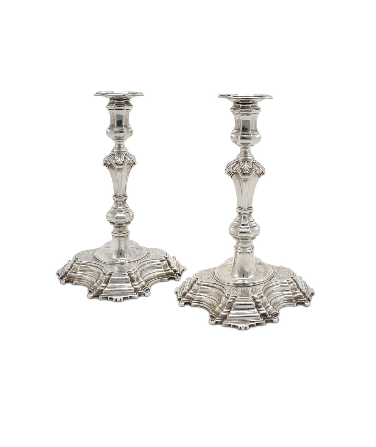 A pair of George II cast silver shaped square candlesticks by John Jacob - Image 2 of 8