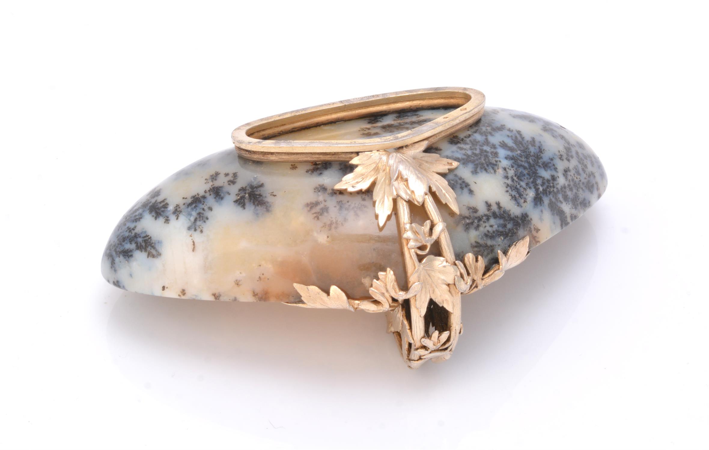 Boucheron, a silver gilt mounted moss agate triform bowl or vide poche by Frédéric Boucheron - Image 4 of 5