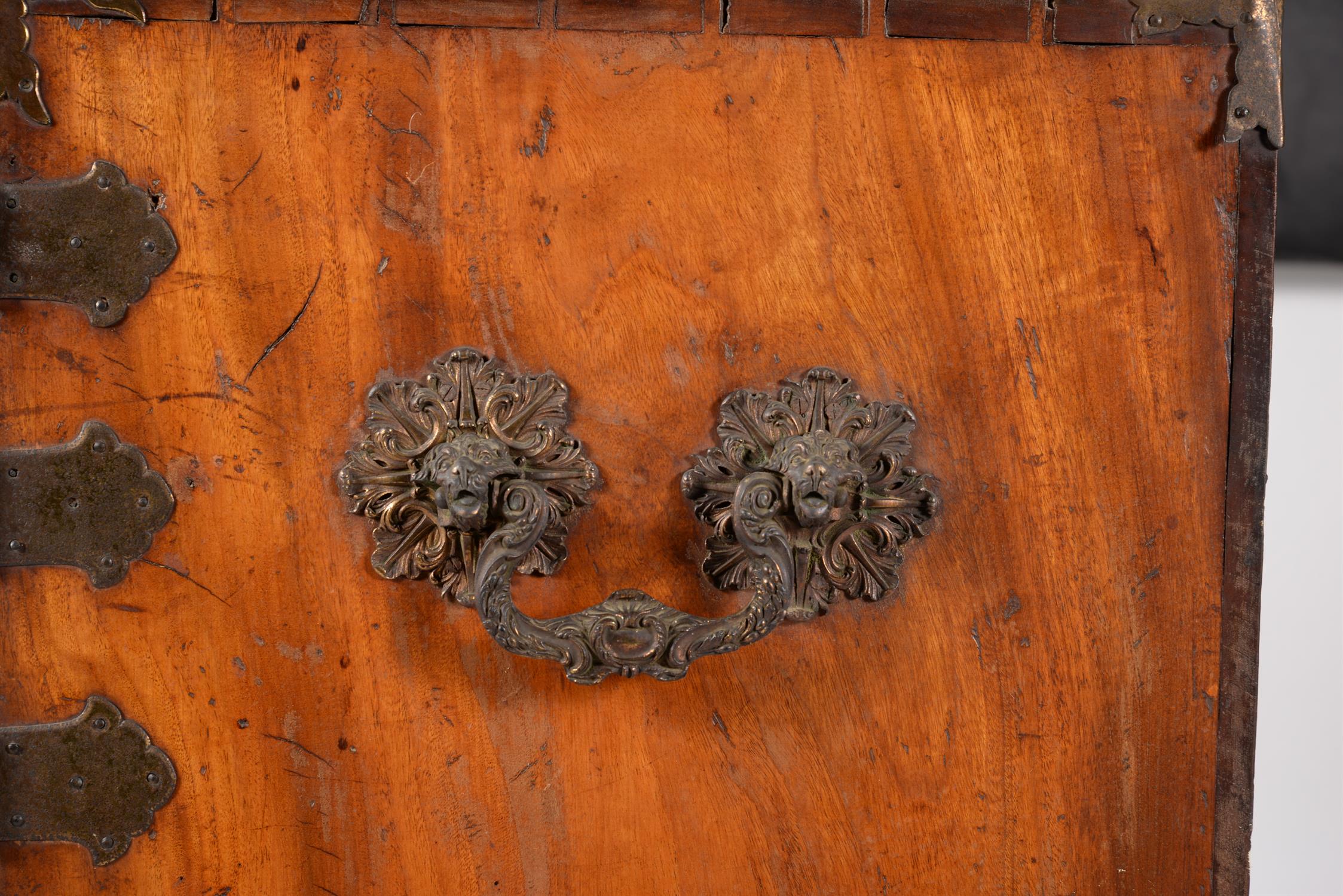 A Dutch Colonial exotic hardwood and brass mounted cabinet - Image 8 of 8