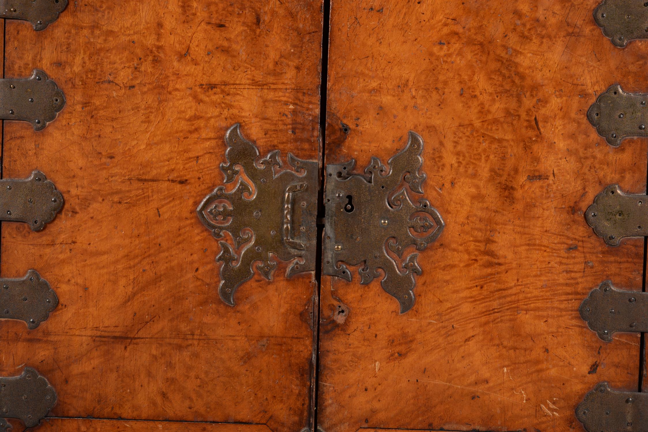 A Dutch Colonial exotic hardwood and brass mounted cabinet - Image 6 of 8