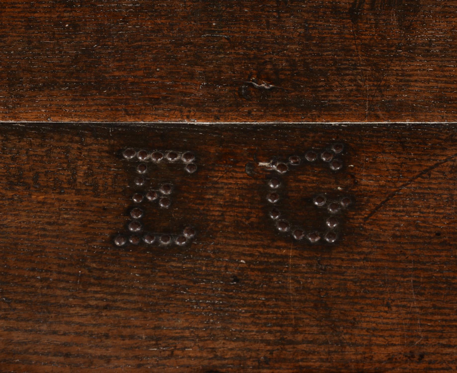 A Charles I carved oak box - Image 4 of 4