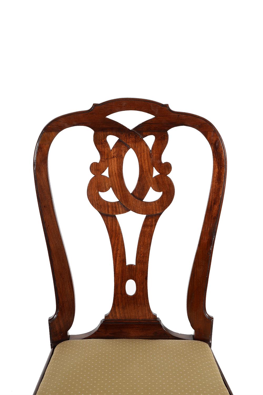 A pair of George II walnut side chairs - Image 2 of 4