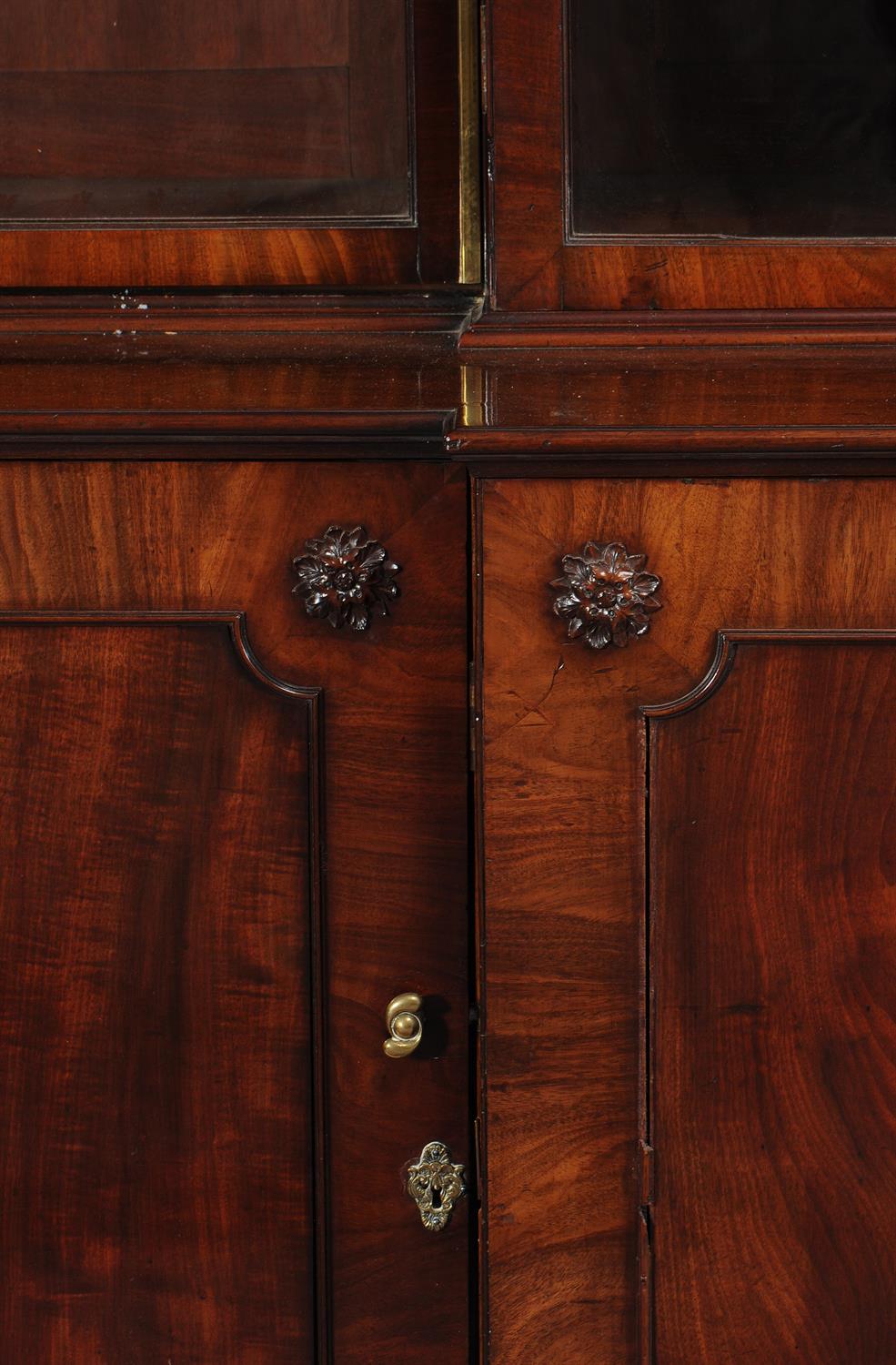 A George III mahogany breakfront library bookcase - Image 4 of 5