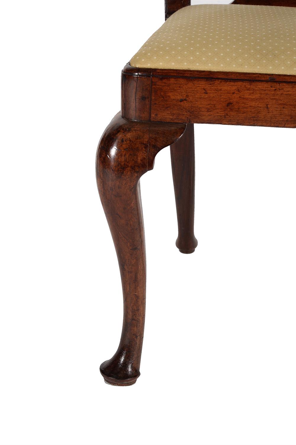 A pair of George II walnut side chairs - Image 3 of 4