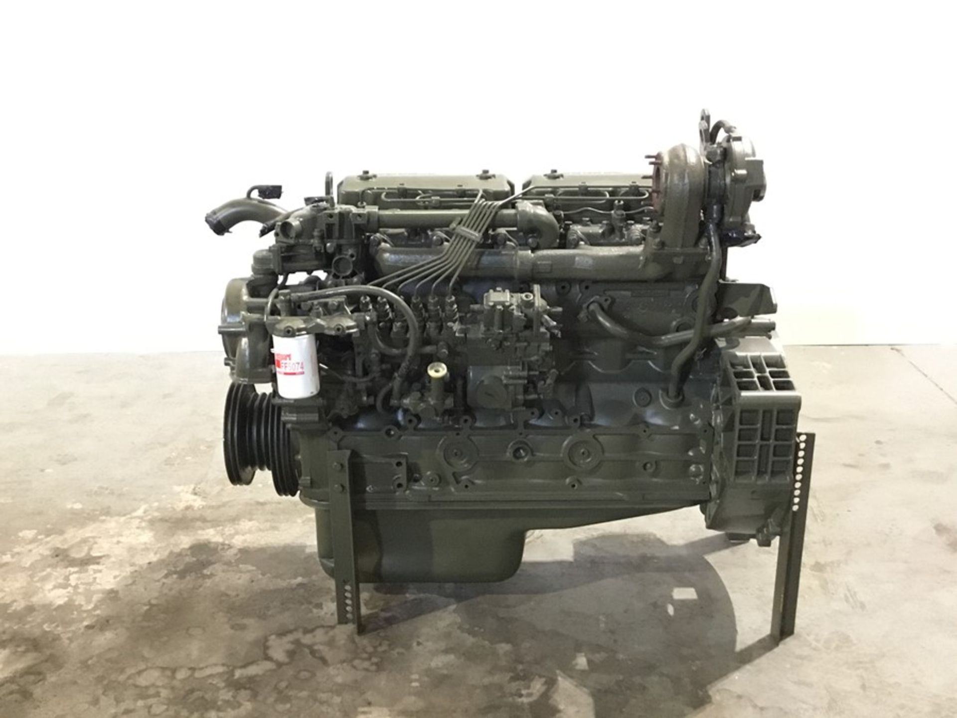 Volvo D6 Diesel Engine: Volvo D6 6Cyl Turbo low hours