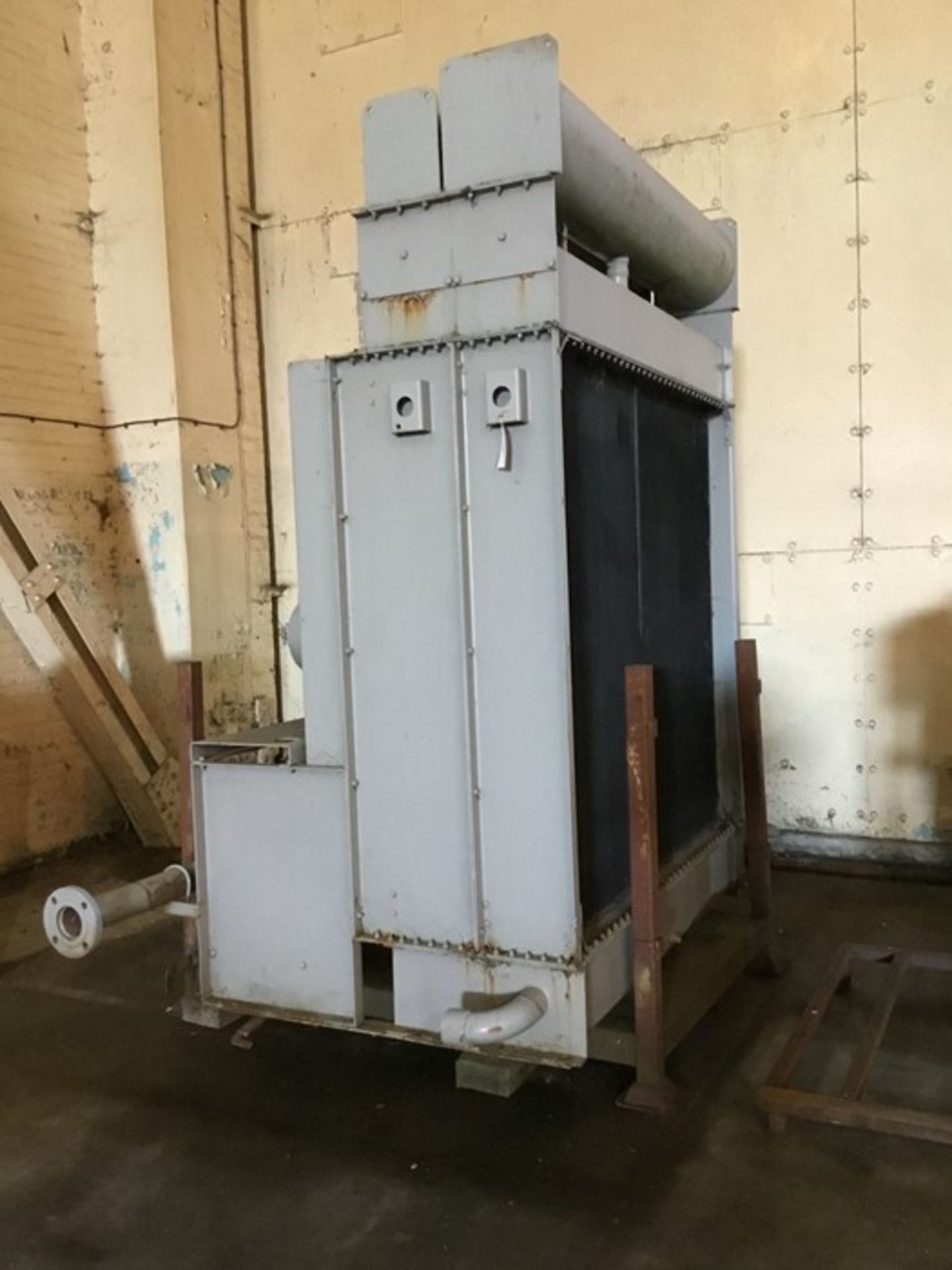 Remote radiator with Ex Dorman 890Kva used