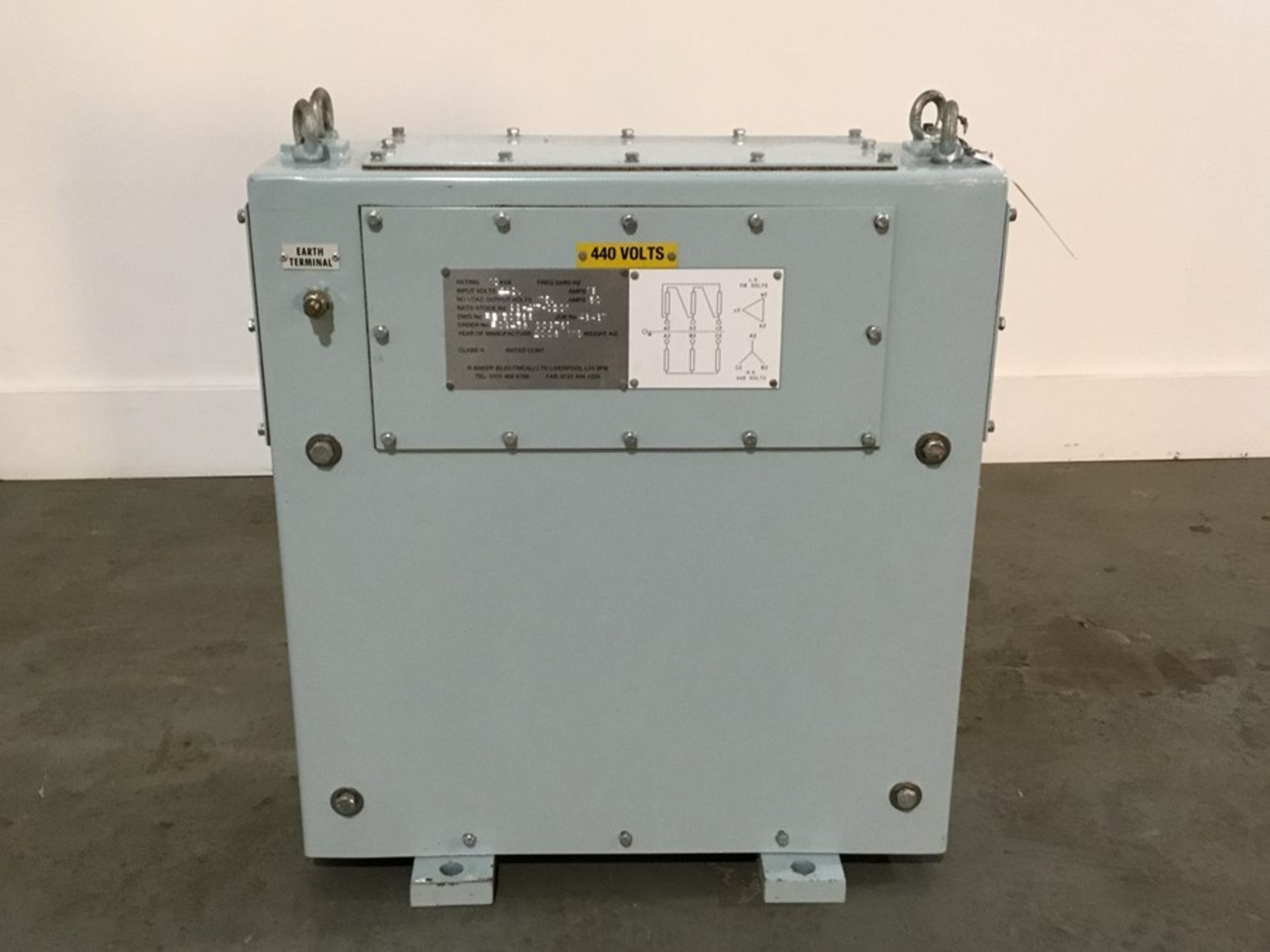 Pallet contain qty 2 10Kva Transformer: R Baker , 10Kva, 3Phase, 50/60Hz, Input 450Volts, 13Amps, - Image 10 of 21