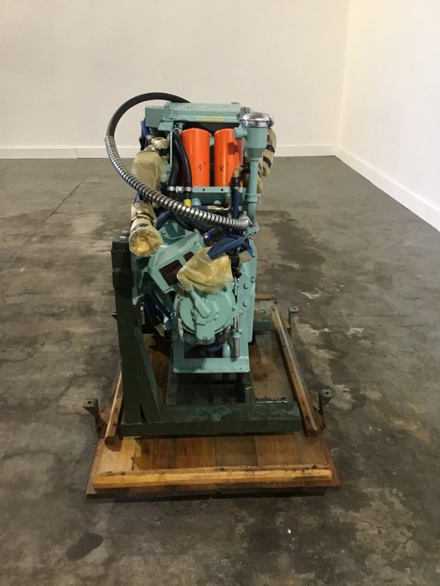 Perkins 4108 Diesel Engine: Perkins 4108 4cyl non Turbo Serial number ED22239U648117V Ex MOD - Image 18 of 21