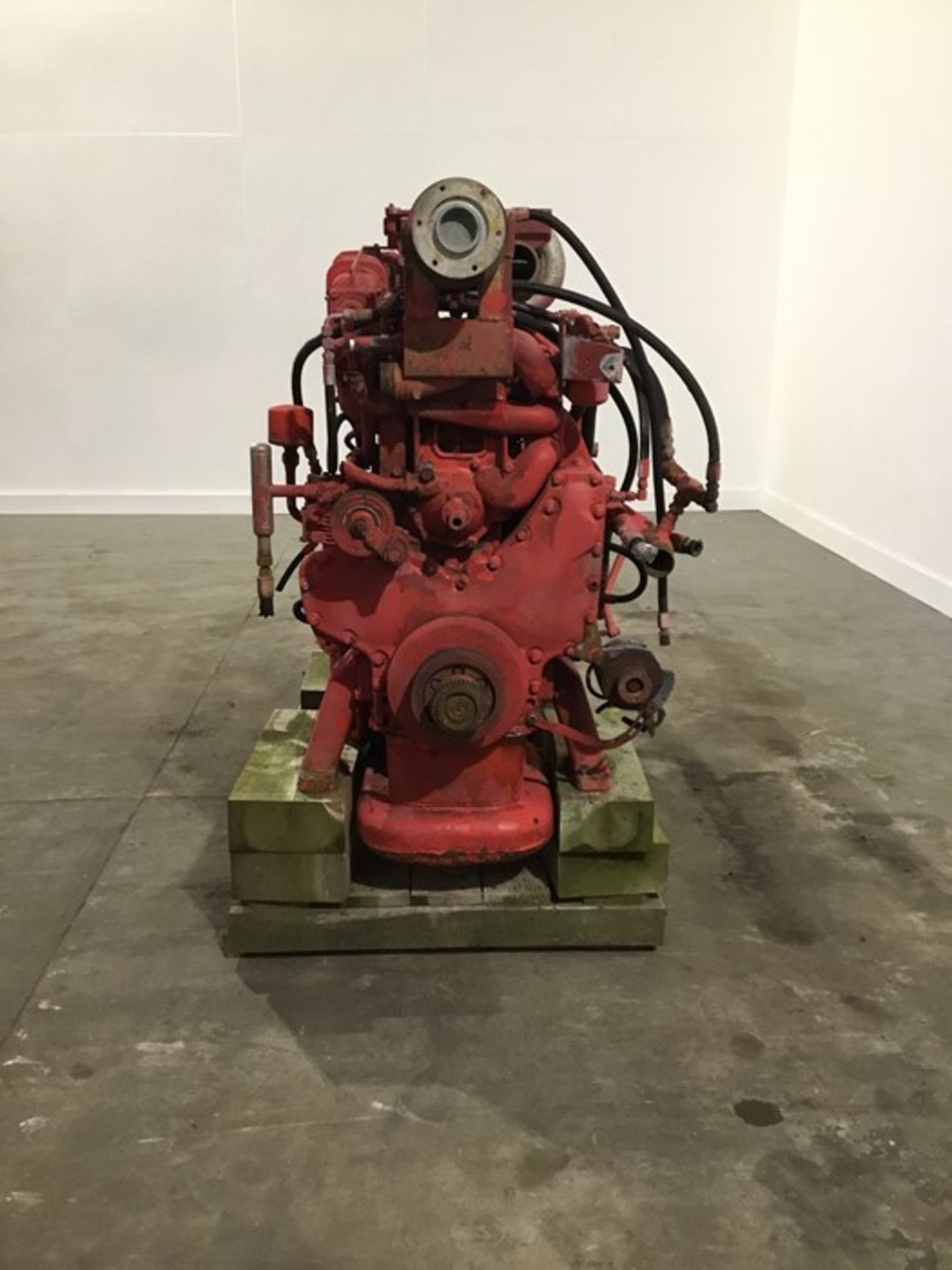 Volvo TID121K 6cyl Turbo Diesel engine with hydraulic pumps - Image 8 of 15