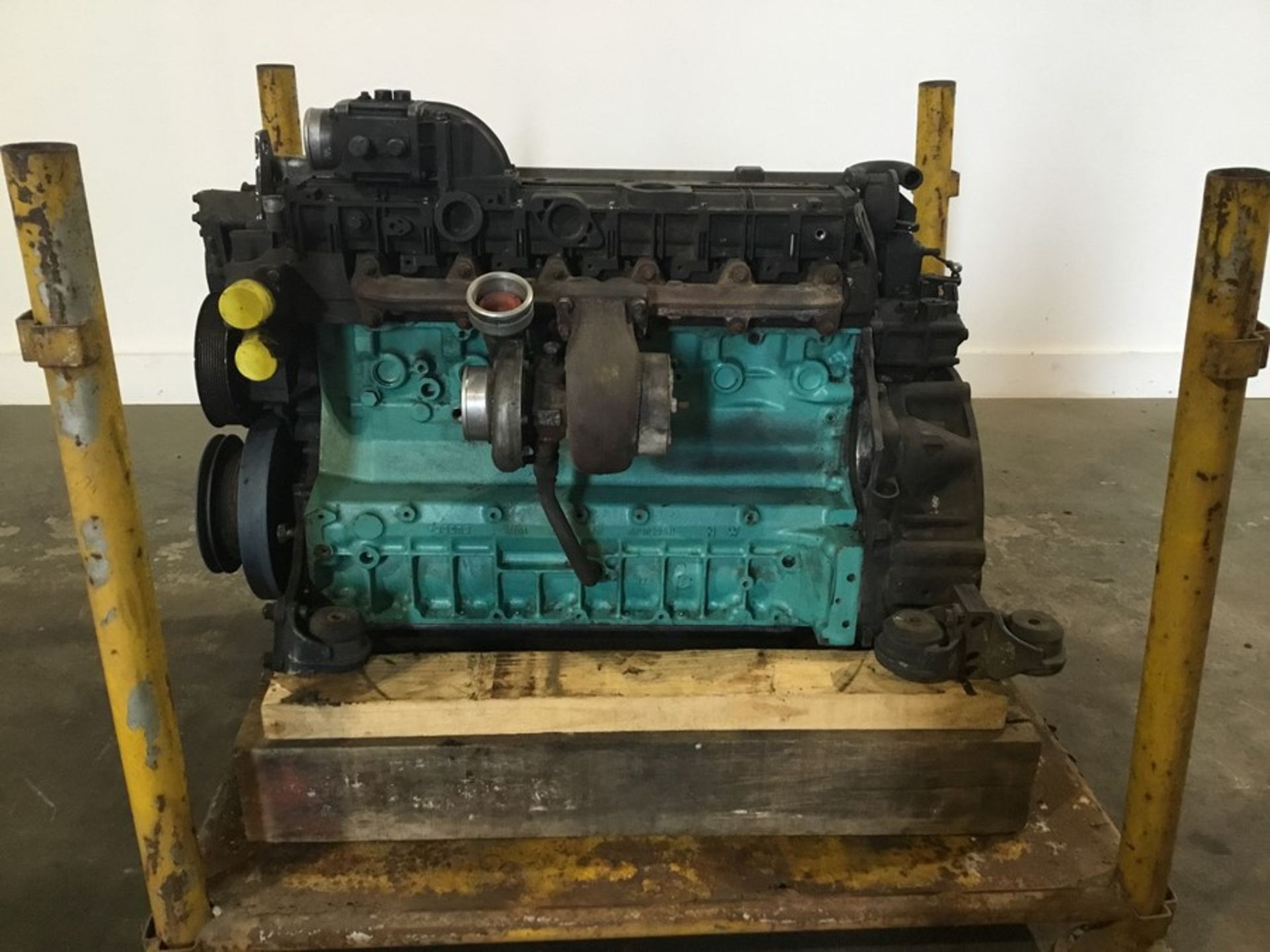 Deutz BF6M2012c Diesel Engine: Deutz BF6M2012C 6cyl Turbo Serial number 00-98022, 114kw @ 2000Rpm - Image 10 of 21