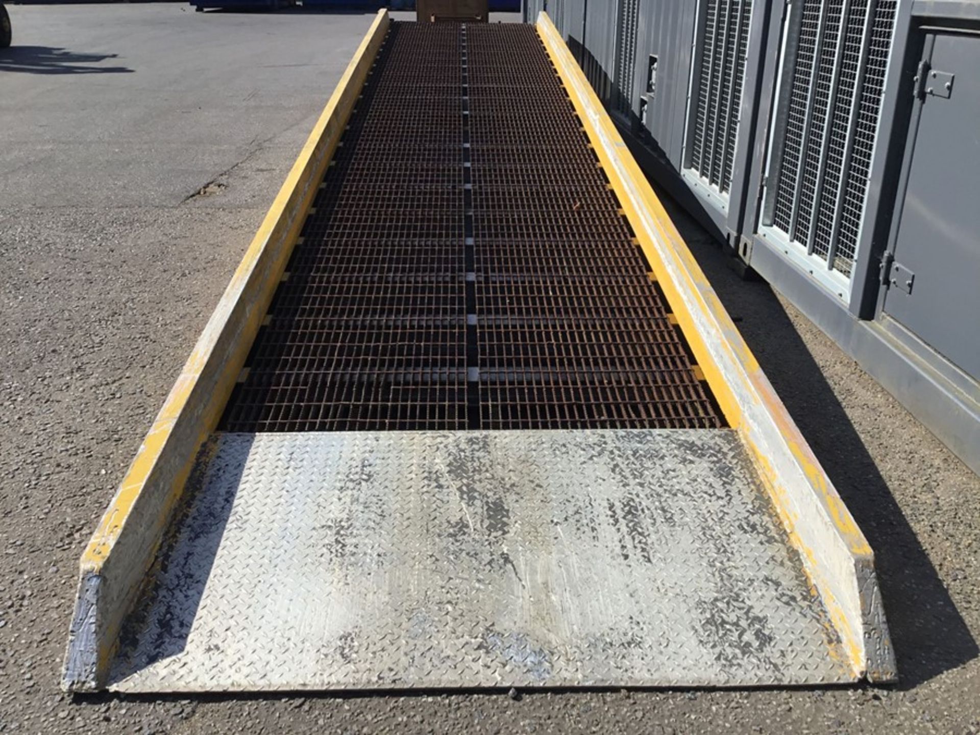 Container ramp: Copperloy Model AS18-70I84-36PL, capacity 18,000lbs width inner 70 width outer 84 - Image 8 of 10