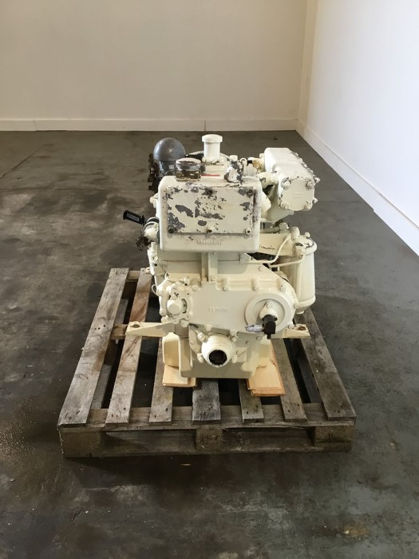 Perkins P4 Marine Diesel engine: Perkins P4 4cyl Non turbo, serial number 2085276 43BHP at 2000Rpm - Image 13 of 30