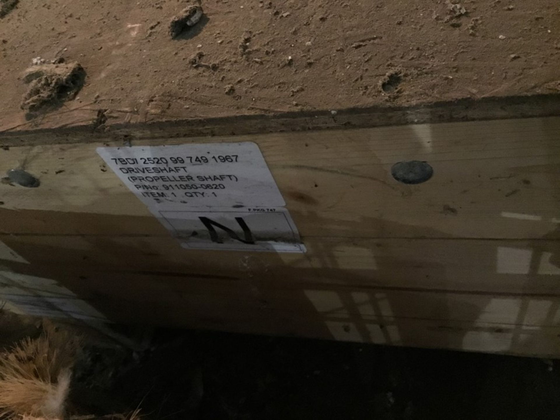 Stillage containing Spicer 1710 propshaft/drive shaft new or refurbished in boxes - Image 6 of 6