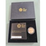 Royal Mint 2014 uncirculated full gold sovereign in presentation box with booklet and numbered