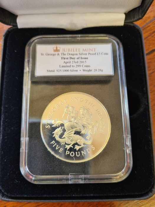 Jubilee Mint St. George and the Dragon silver proof £5 coin First Day Issue, 23rd April 2015 limited - Image 2 of 3