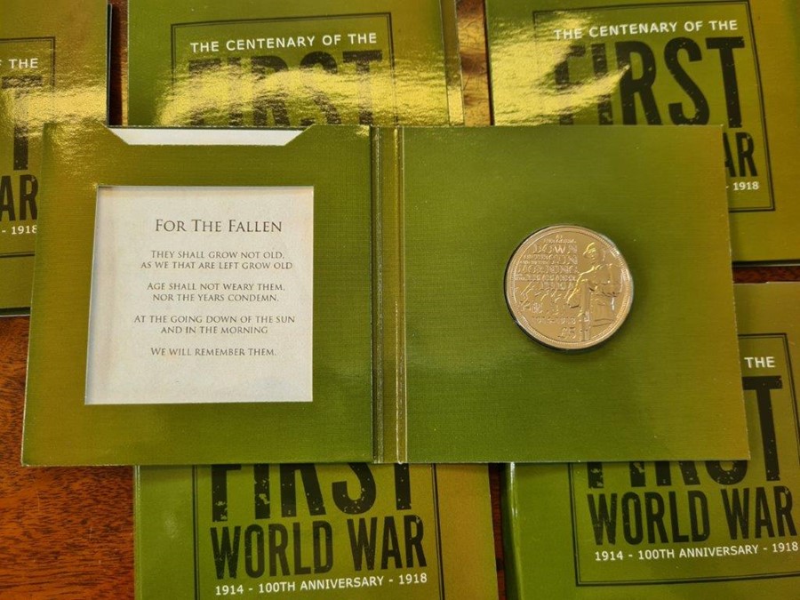 6 x The Centenary of the First World War 2014 cased £5 coins. - Image 3 of 3