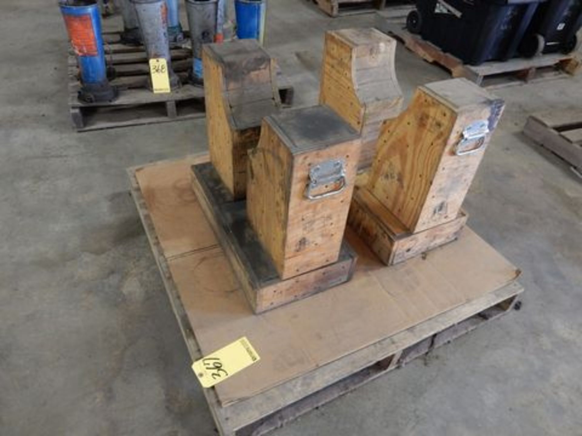 LOT (2) WOOD PIPE/TANK STANDS