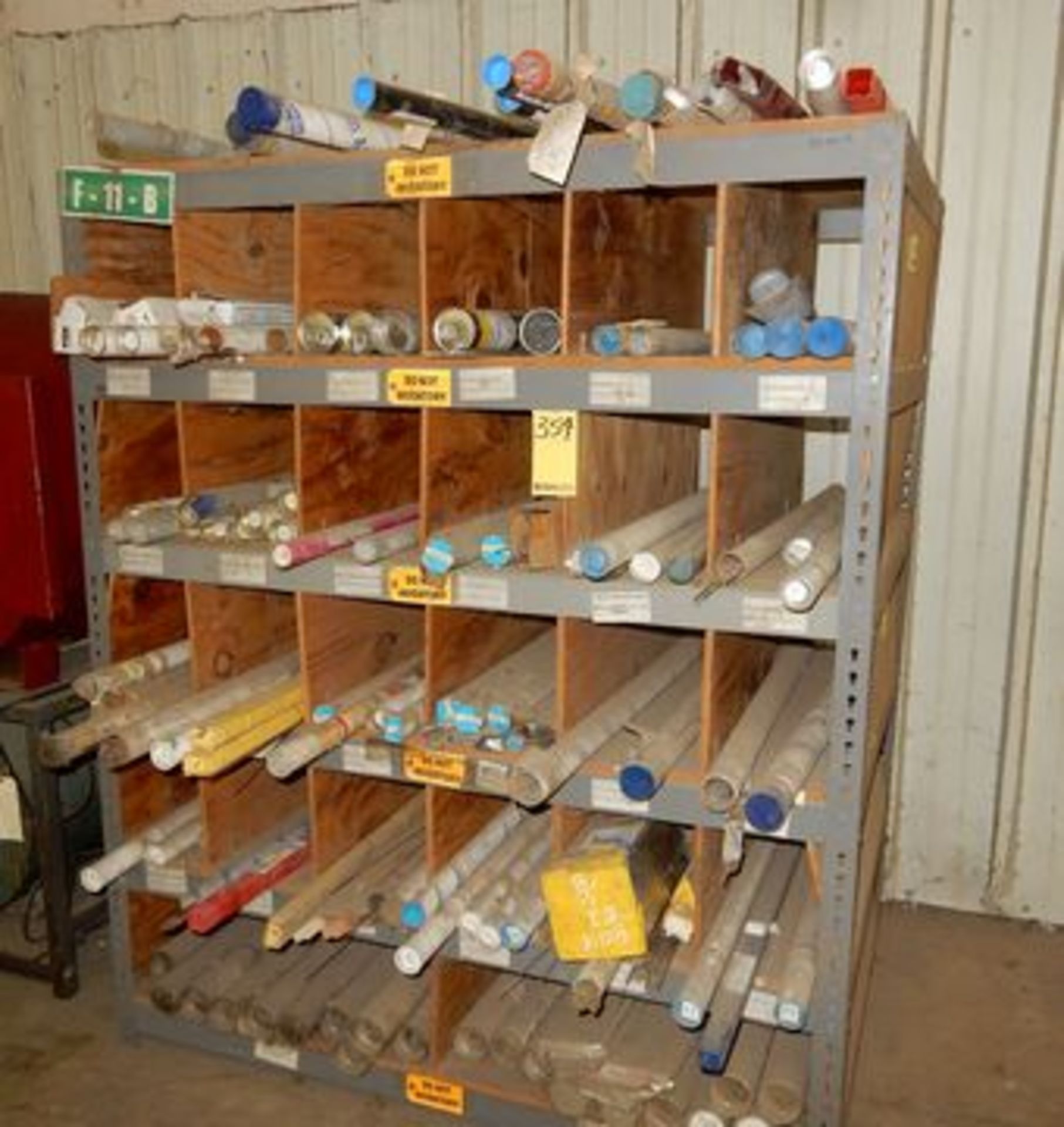 LOT WELDING RODS W/SHELF