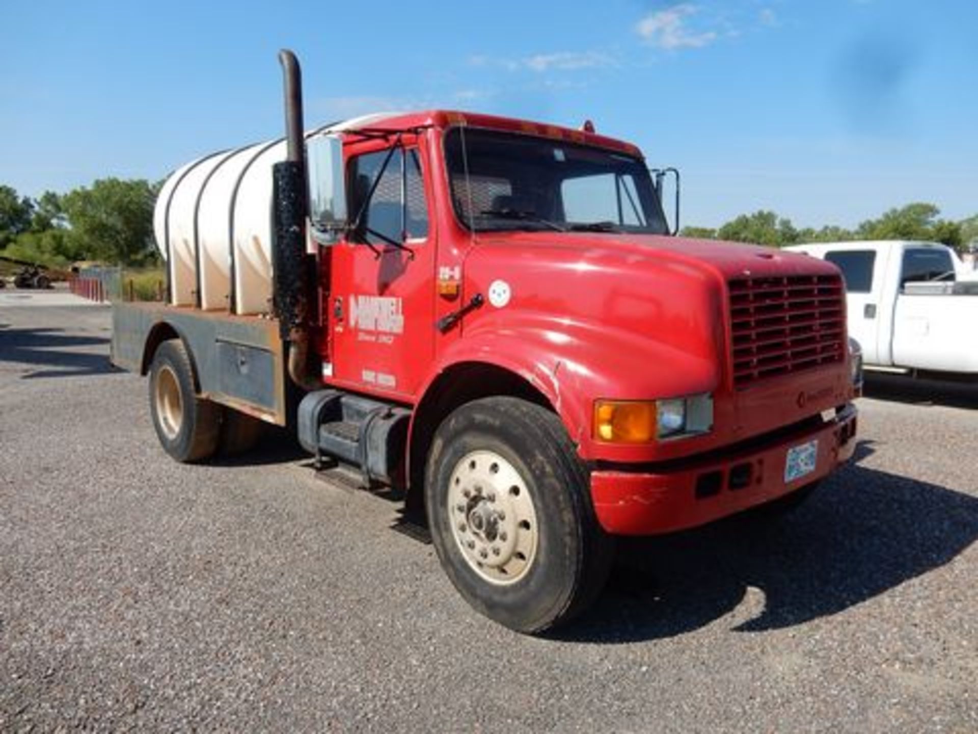 1990 INTERNATIONAL M# 4900 WATER TRUCK, VIN# 1HTSDTV94LH259117 - Image 7 of 7