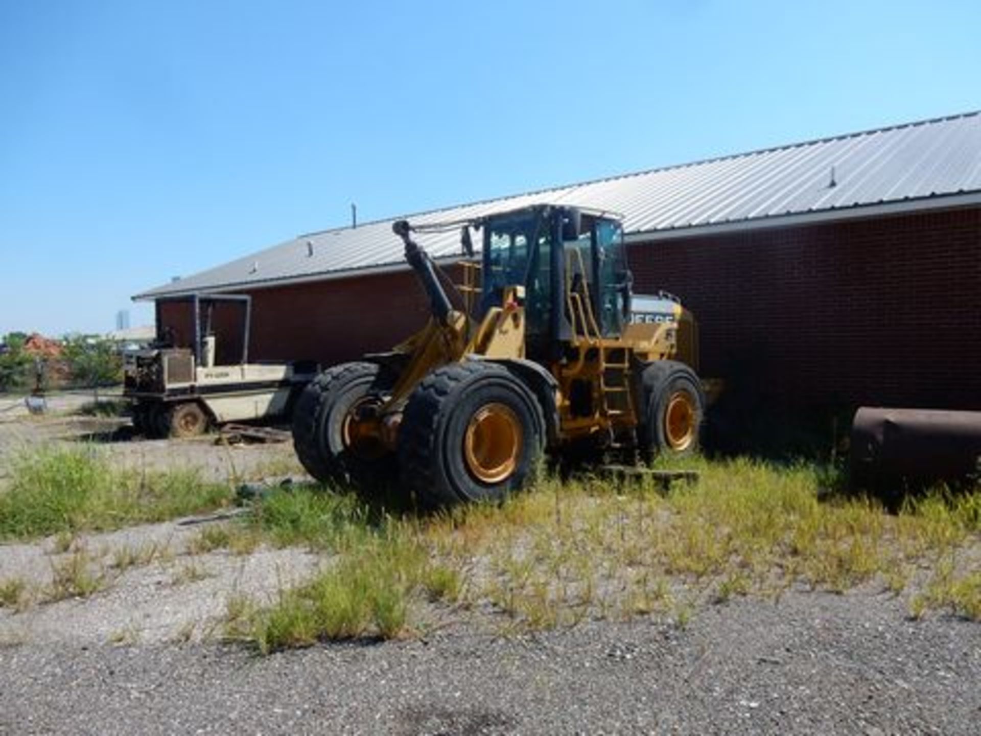 JOHN DEERE WHEEL LOADER, M# 724K, S/N 1DW724KXCA0632230