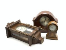 Early 20th Century mahogany cased mantel clock with chequered inlay, eight day twin fusee movement,