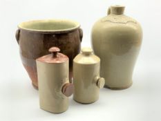 Stoneware flagon expressed with 'Hotham & Danby York 2 Gall',