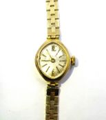 Avia 9ct gold ladies quartz bracelet wristwatch,