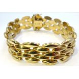 9ct gold three bar oval link bracelet,