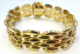 9ct gold three bar oval link bracelet,