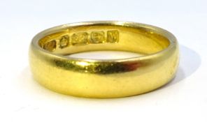 22ct gold band Birmingham 1921, approx 5.