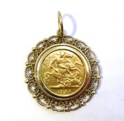 1902 gold half sovereign, loose mounted in 9ct gold pendant hallmarked, approx 7.