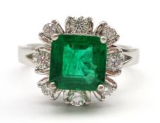 18ct white gold fine emerald and diamond cluster ring hallmarked, emerald 1.