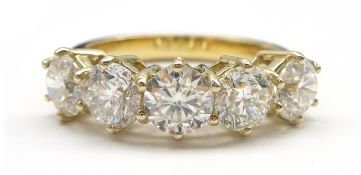 18ct gold five stone round brilliant cut diamond ring hallmarked, total diamond weight 2.