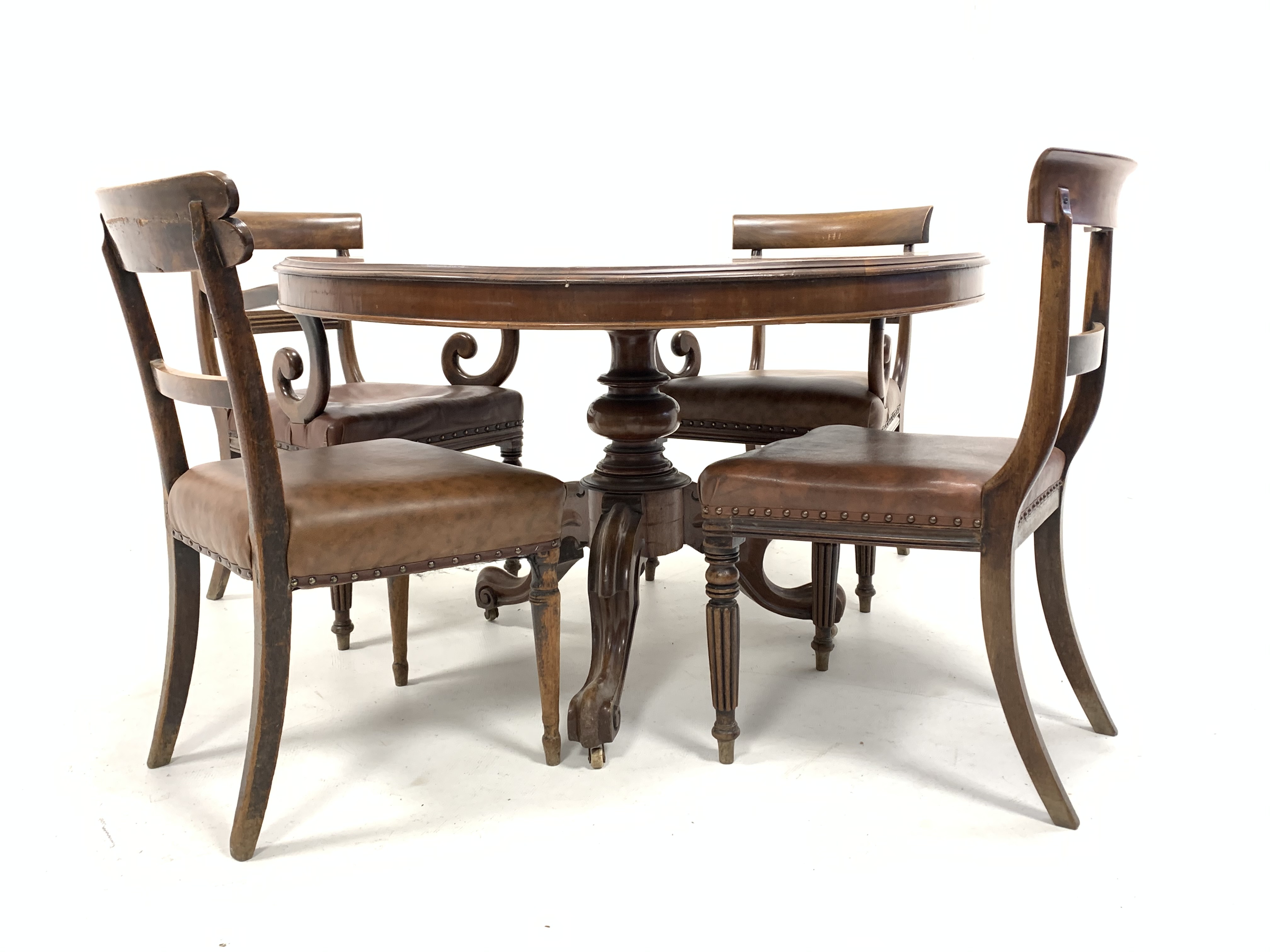 Victorian walnut breakfast table,