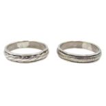 Two silver ring,