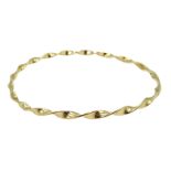 9ct gold twisted bangle hallmarked, approx 7.