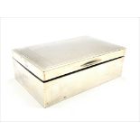 Silver cigarette box with engine turned cover W14cm Birmingham 1951 Condition Report &