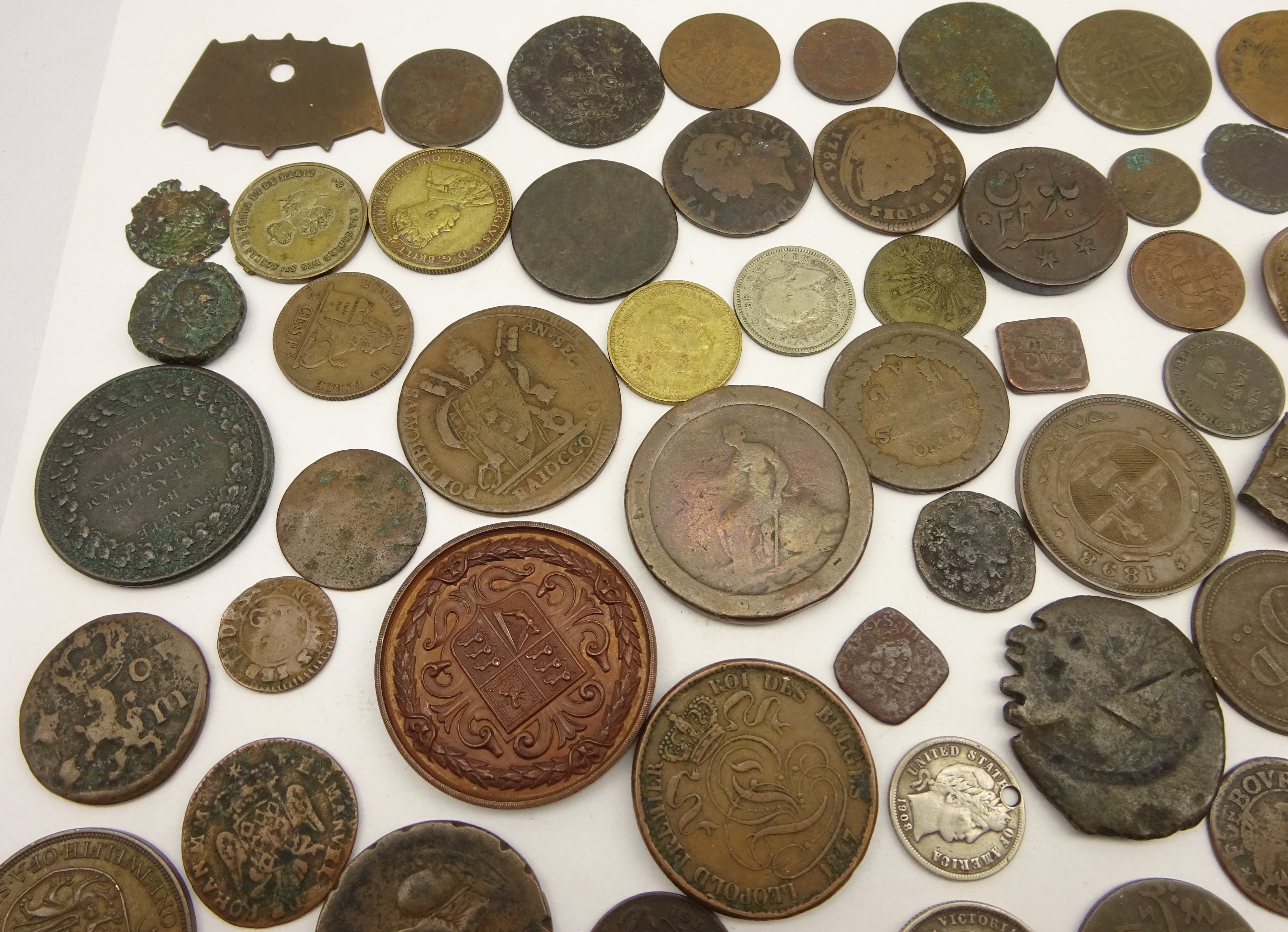 Mixed collection of Great British and World coinage including silver hammered coin, - Image 7 of 10