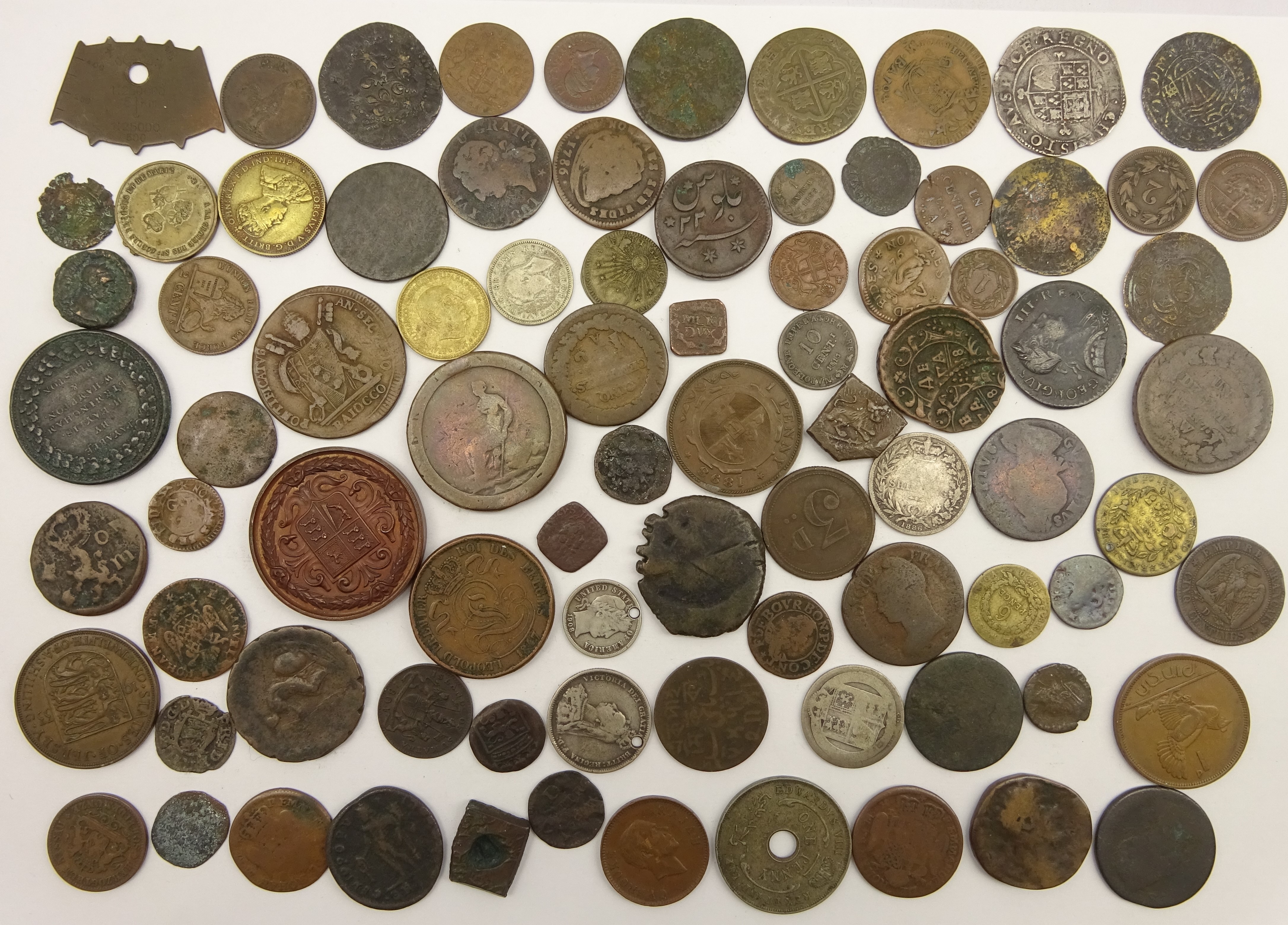 Mixed collection of Great British and World coinage including silver hammered coin, - Image 6 of 10