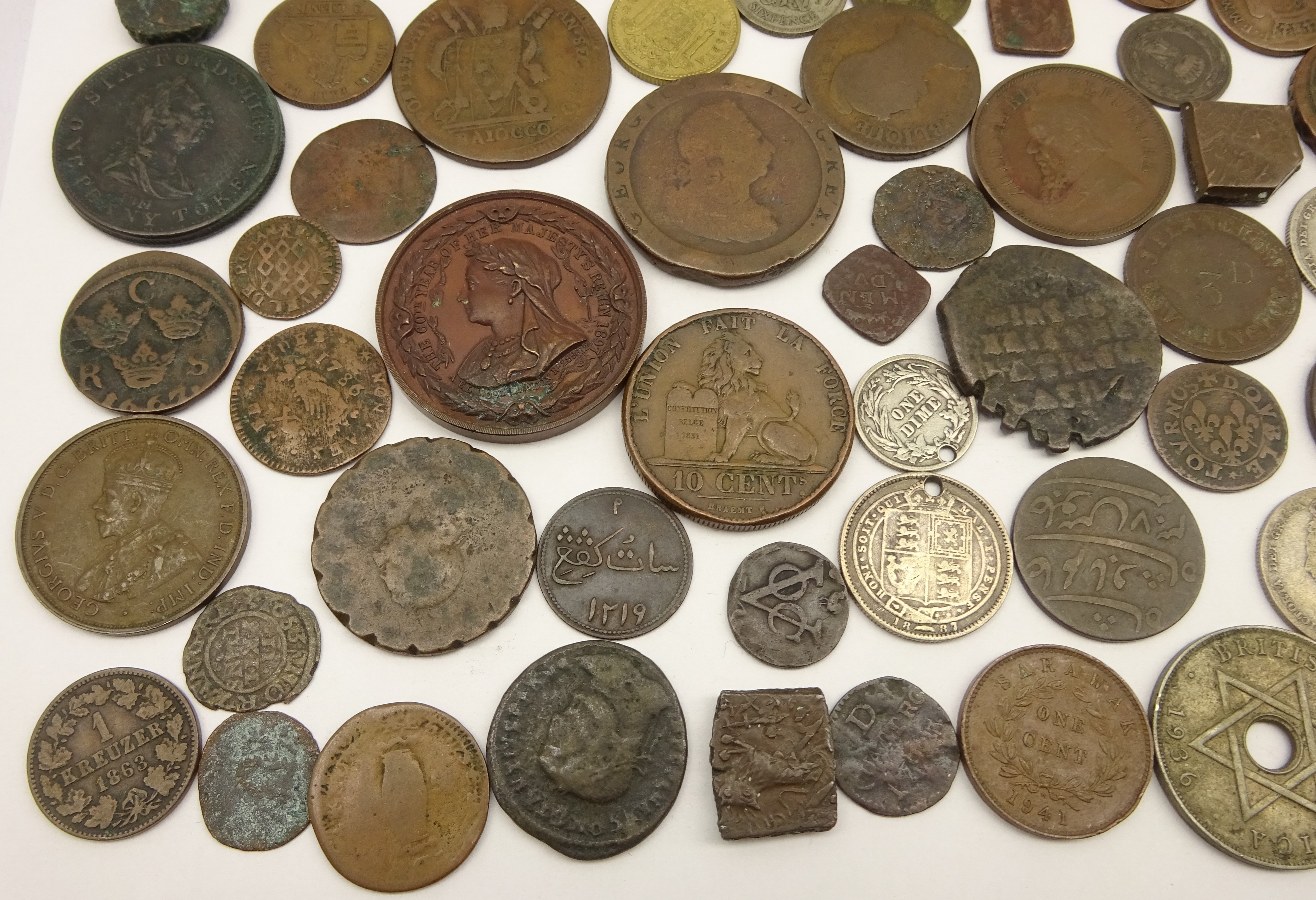 Mixed collection of Great British and World coinage including silver hammered coin, - Image 4 of 10