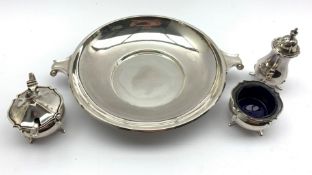 Silver circular shallow bowl with scroll handles D20cm Sheffield 1951 Maker Manoah Rhodes & Sons 13.