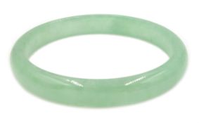 Large jadeite bangle Condition Report & Further Details Good condition,