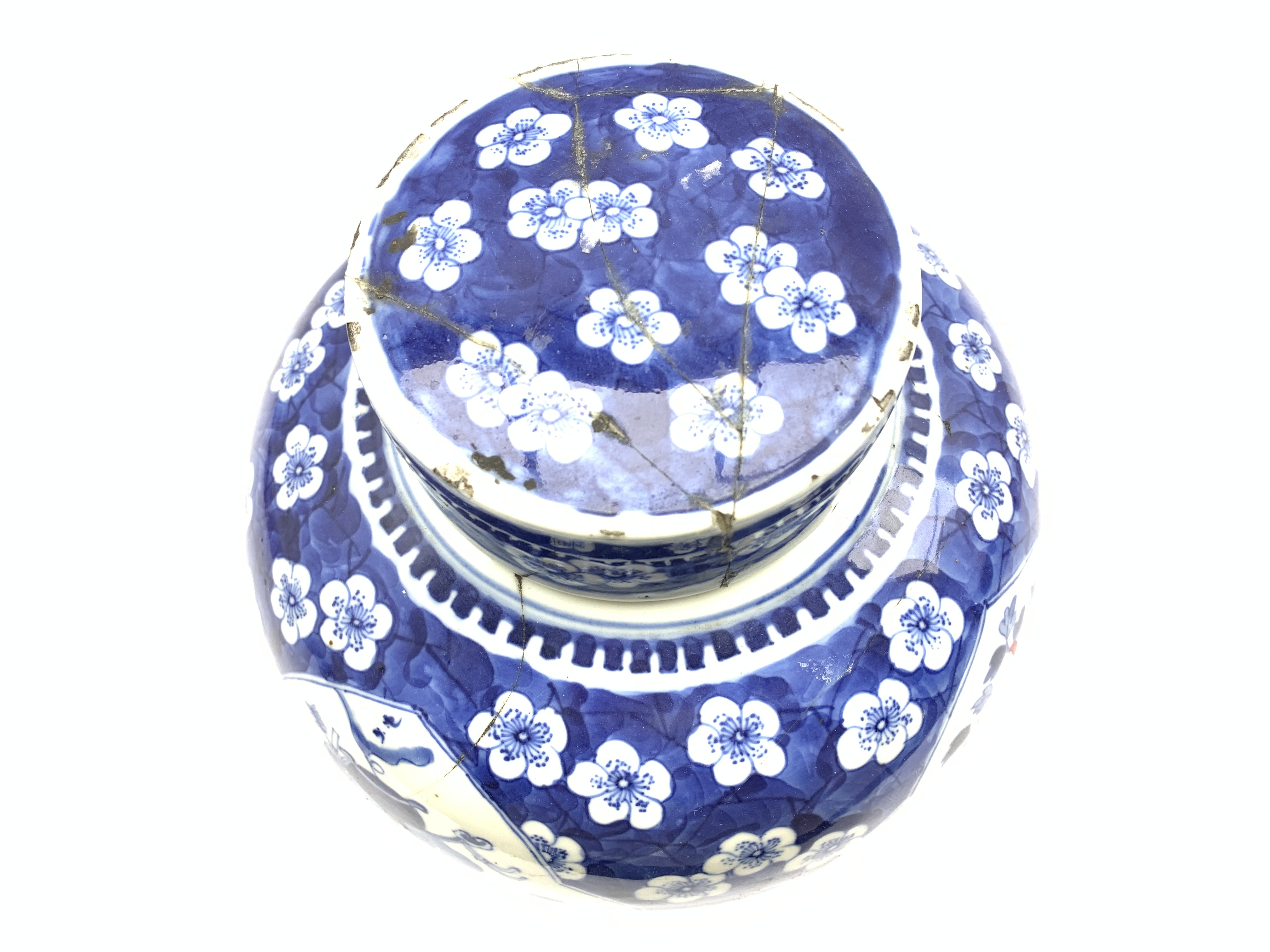 19th Century Chinese vase and cover decorated in blue and white with panels of precious things and - Image 4 of 5