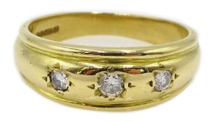 18ct gold diamond three stone gypsy ring,